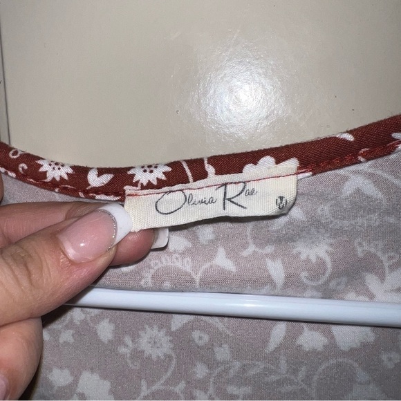 Olivia Rae Burnt Orange Floral Long Sleeve Crop Top Shirt Size Medium - Picture 3 of 8